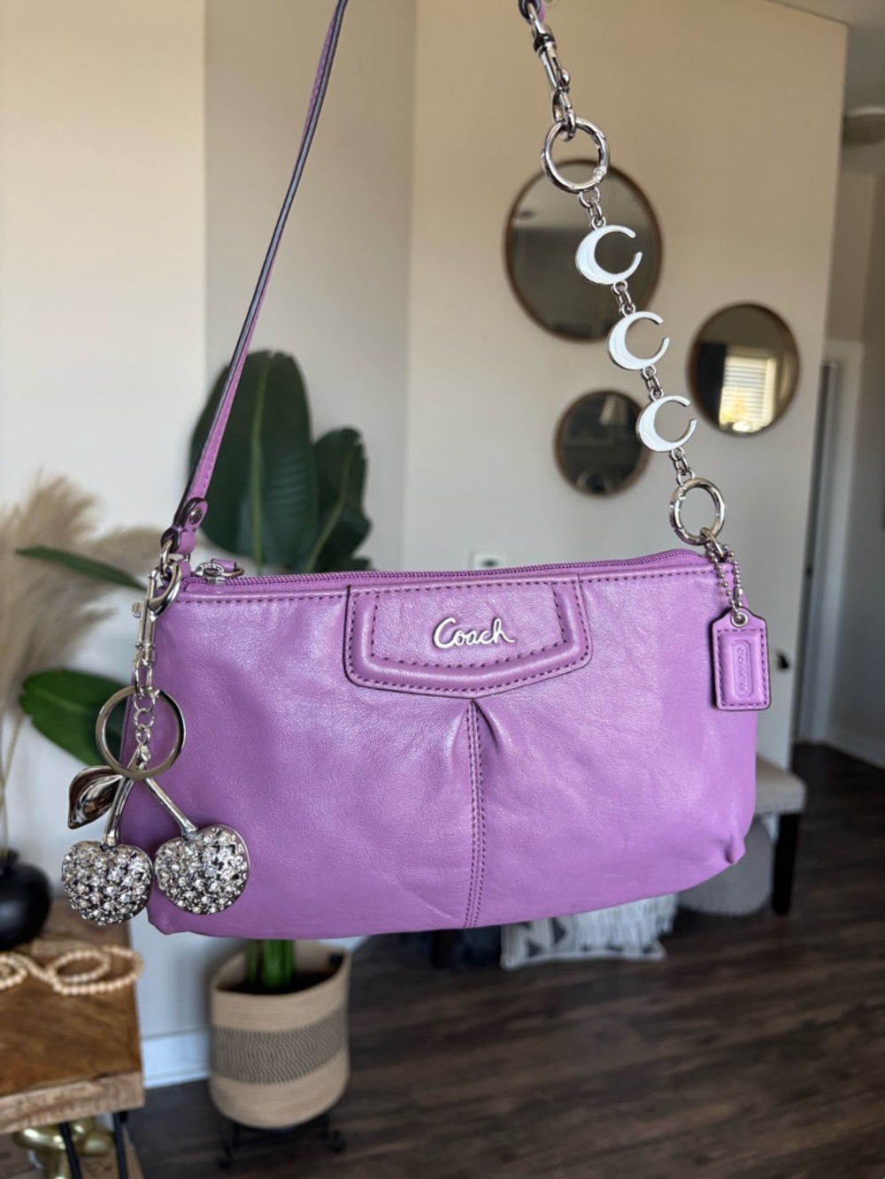 💜💟Y2K COACH Ashley Large Wristlet Mini💟💜 Bag - Picture 9 of 9